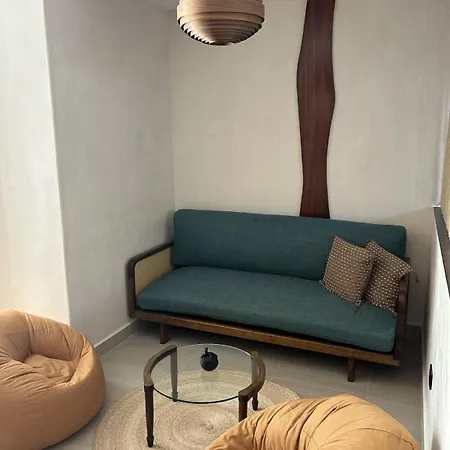 Apartment Your Perfect Space, Gf With Pool Access For 3 *