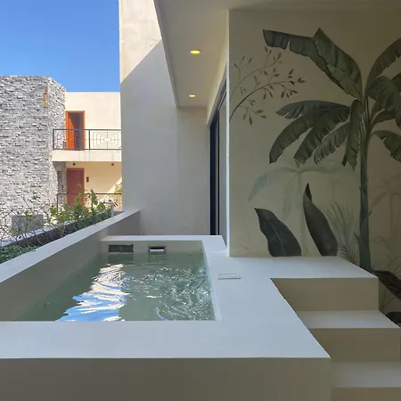 Talulah Living 4*