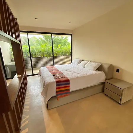 Stunning 6 Private Villas & Ph /Wifi/Ac/Pool/Gym. Apartamento