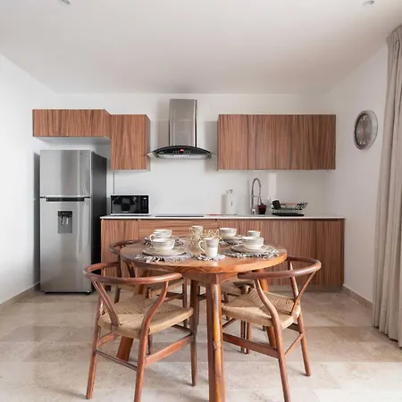 Beautiful And Comfortable, 1 Bedroom The In Zama *