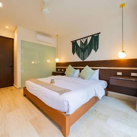 Apartment Luxury Lock Off In *