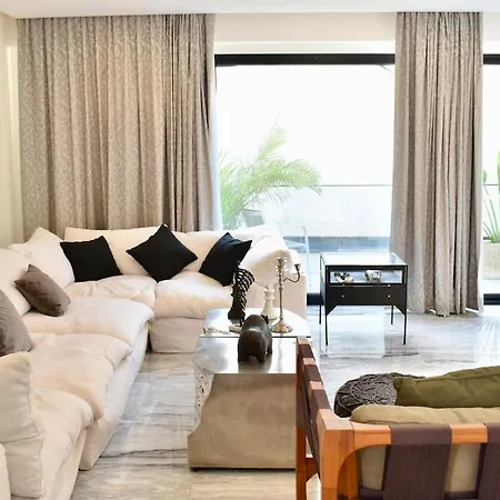 Gemelos Penthouses, Aldea Zama Apartment