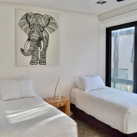 Gemelos Penthouses, Aldea Zama *