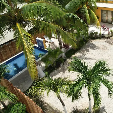 Hacienda La Floresta Cedros