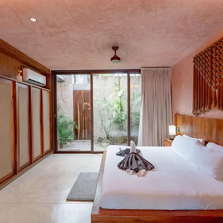 Luxury 3br With Dual Pools & Rooftop