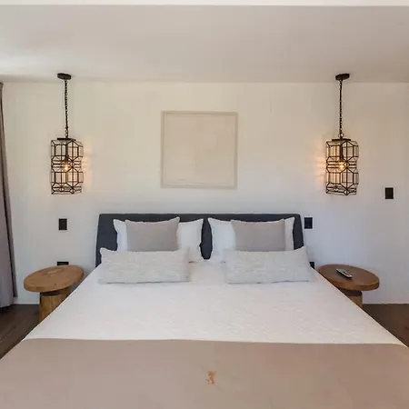 Art House - The Curated Escape Tulum
