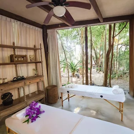 Art House - The Curated Escape