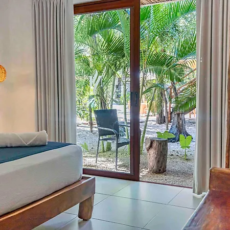 Niik 4* Tulum