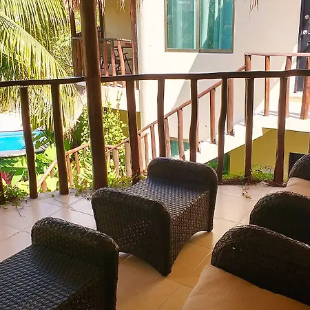 Akalan Aparthotel 4*