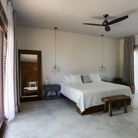 Lula Tulum, A Small Luxury Hotel 4*