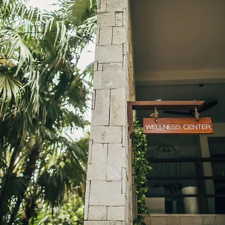 Lula Tulum, A Small Luxury Hotel Tulum