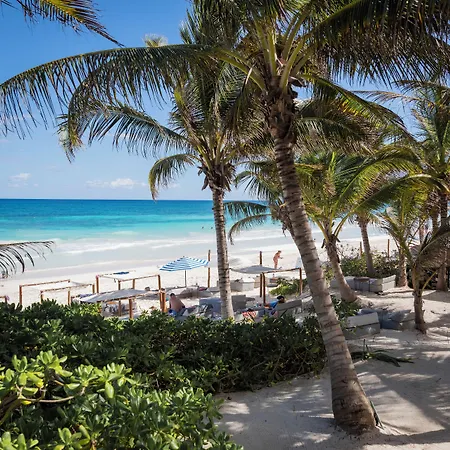 Hotel Lula Tulum, A Small Luxury
