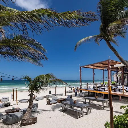 Lula Tulum, A Small Luxury Hotel 4*