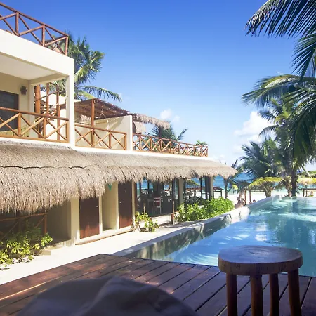 Dune Boutique Located At The Party Zone (adults Only) Tulum