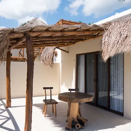 Dune Boutique Located At The Party Zone (adults Only) Tulum