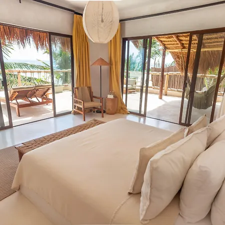 Dune Boutique Located At The Party Zone (adults Only) Tulum