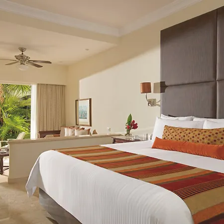 Resort Dreams &
