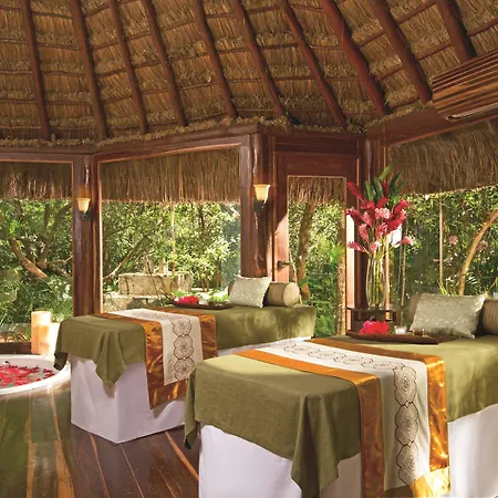 Dreams & Tulum