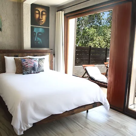Arthouse Art Residences 3*