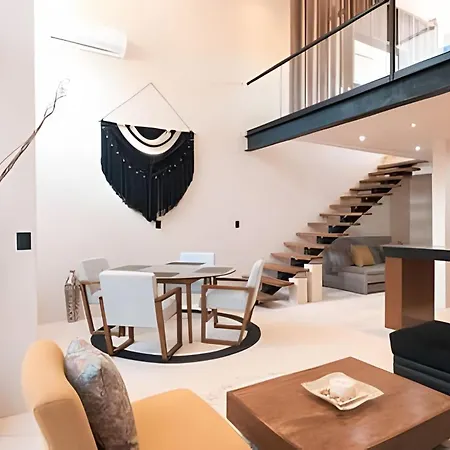 Stunning 6 Private Villas & Ph /Wifi/Ac/Pool/Gym. * Tulum