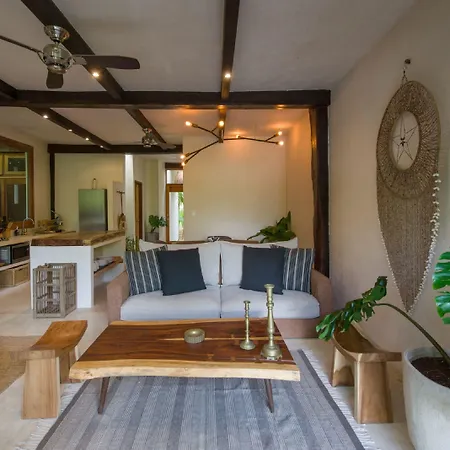 Hotel Aldea Canzul Tulum