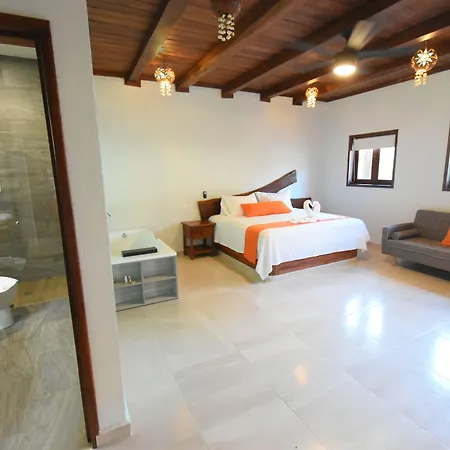 Hacienda Dos Ojos Tulum