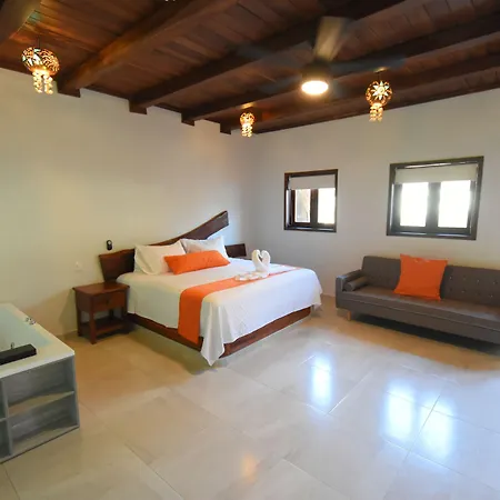 Hacienda Dos Ojos Tulum