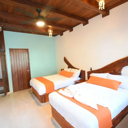 Hacienda Dos Ojos Hotel