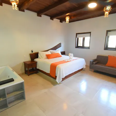 Hacienda Dos Ojos Hotel 4*