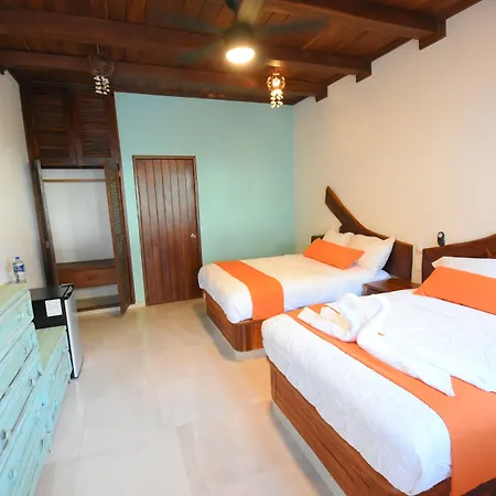 Hotel Hacienda Dos Ojos