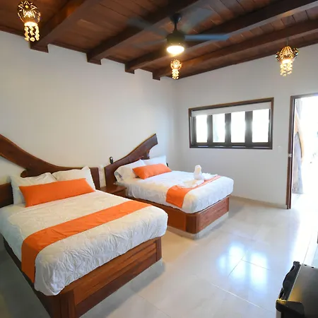 Hacienda Dos Ojos Hotel