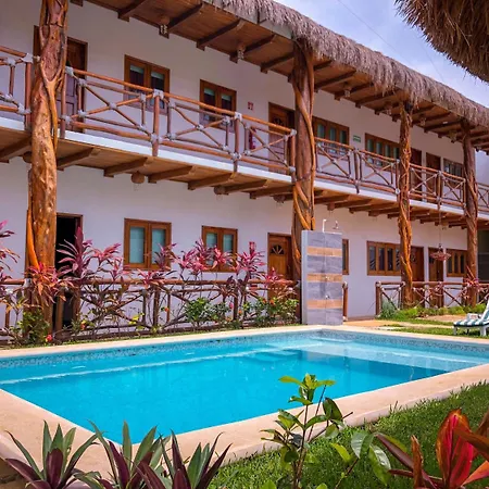 Hotel Hacienda Dos Ojos Tulum