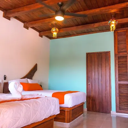 Hacienda Dos Ojos Hotel 4*