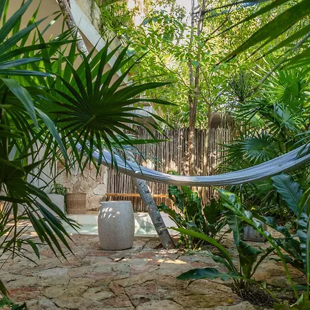 Teva Tulum, Aldea Zama