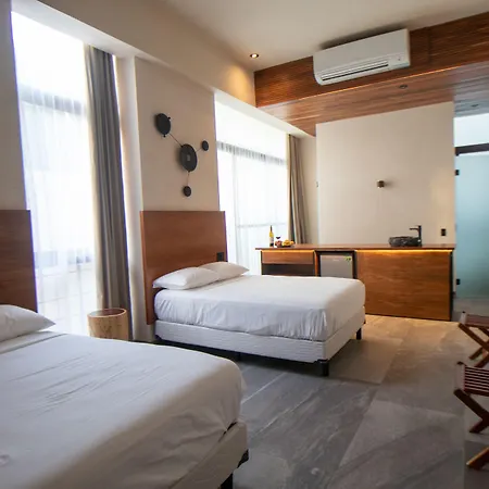 Prana Boutique 4*