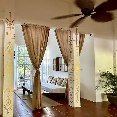 Casa Airam Beachfront In Sian Kaan Villa *