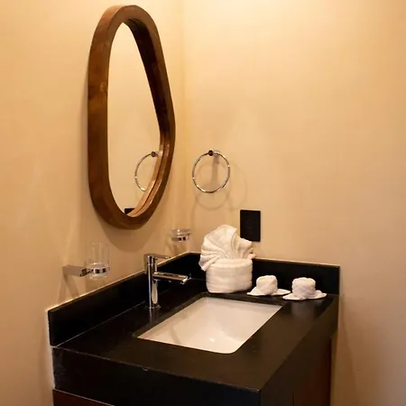 Native 1204 Lux 1br In