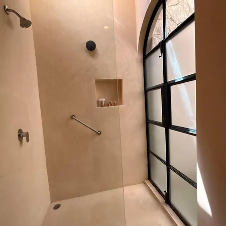 Secret Exclusive Oruna, Private Pool *