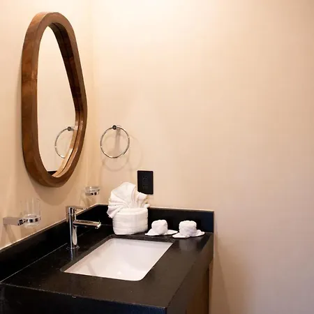 Native 1204 Lux 1br In