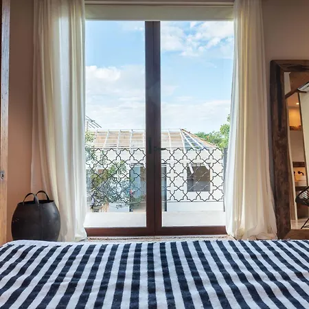 2-level Penthouse With Private Plunge Pool & Club Access Apartment