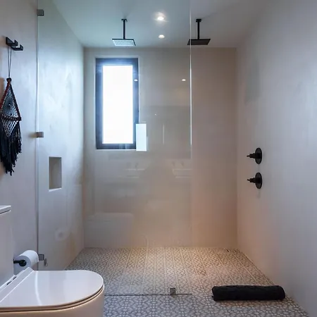 2-level Penthouse With Private Plunge Pool & Club Access *