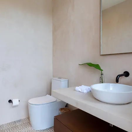 2-level Penthouse With Private Plunge Pool & Club Access Apartment *