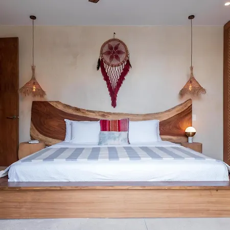 2-level Penthouse With Private Plunge Pool & Club Access Apartment *