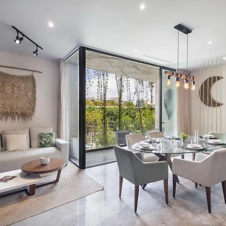 Mistiq 3* Tulum