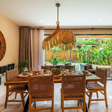 Apartment •| Boutique Swim Up En P/6 • Naaj Tun• *
