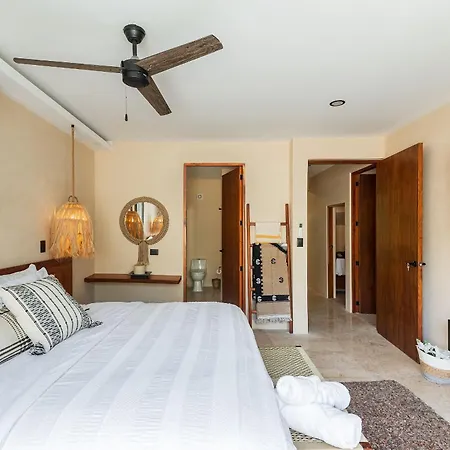 Apartment •| Boutique Swim Up En P/6 • Naaj Tun• Tulum