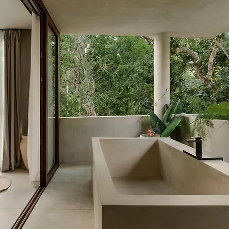 Jungle Villa For 16 - Dual Pools & Fire Pit