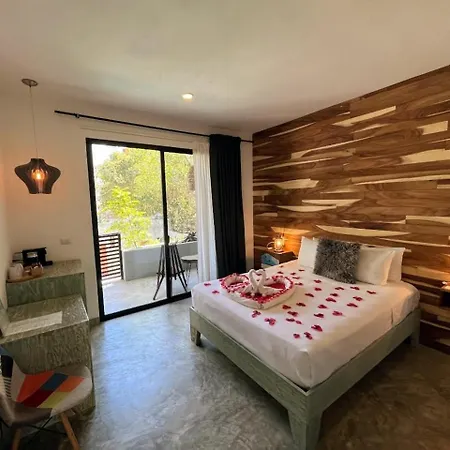 Hotel Little Gem La Veleta Tulum