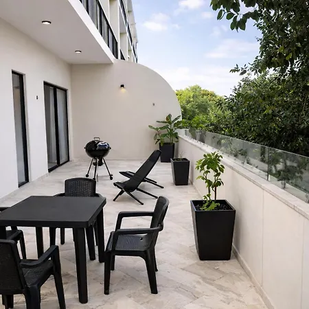 2 Bed Swim-up, Gril With Jacuzzi Aldea Zama Holiday home Tulum