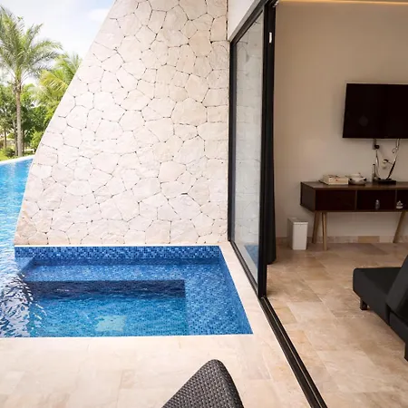 2 Bed Swim-up, Gril With Jacuzzi Aldea Zama *